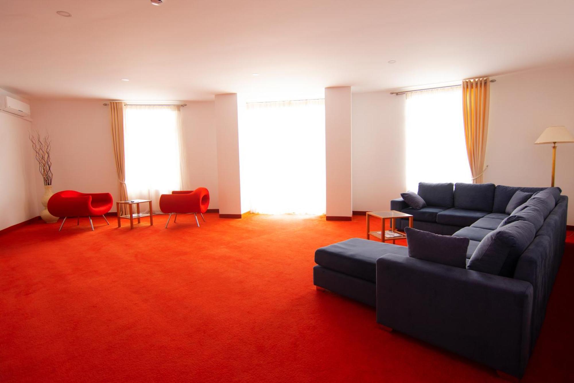 Chateau Linza Resort Tirana Esterno foto